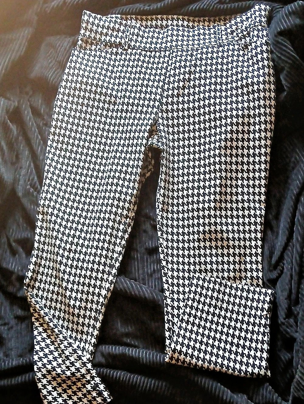 Houndstooth Skinny Pants in Black & White